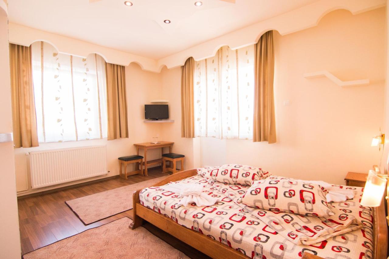 Motel Dracula Şelimbăr Esterno foto